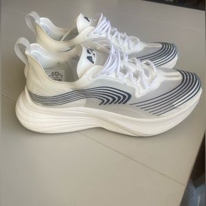 APL Streamline White/Clear/Midnight size 6